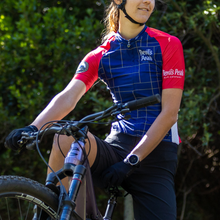 Load image into Gallery viewer, WMN RaceFit Cycling Jersey